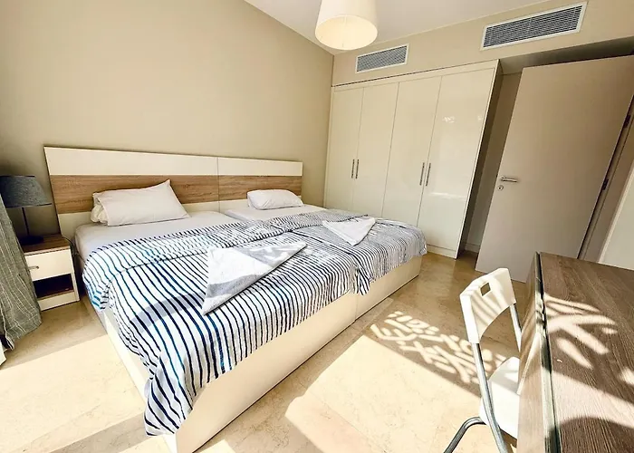 Classy, Two-bedrooms, Mangroovy *