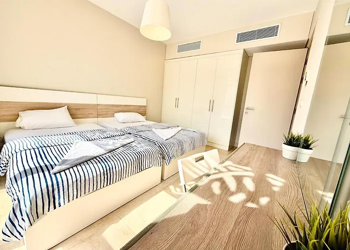 Classy, Two-bedrooms, Mangroovy *